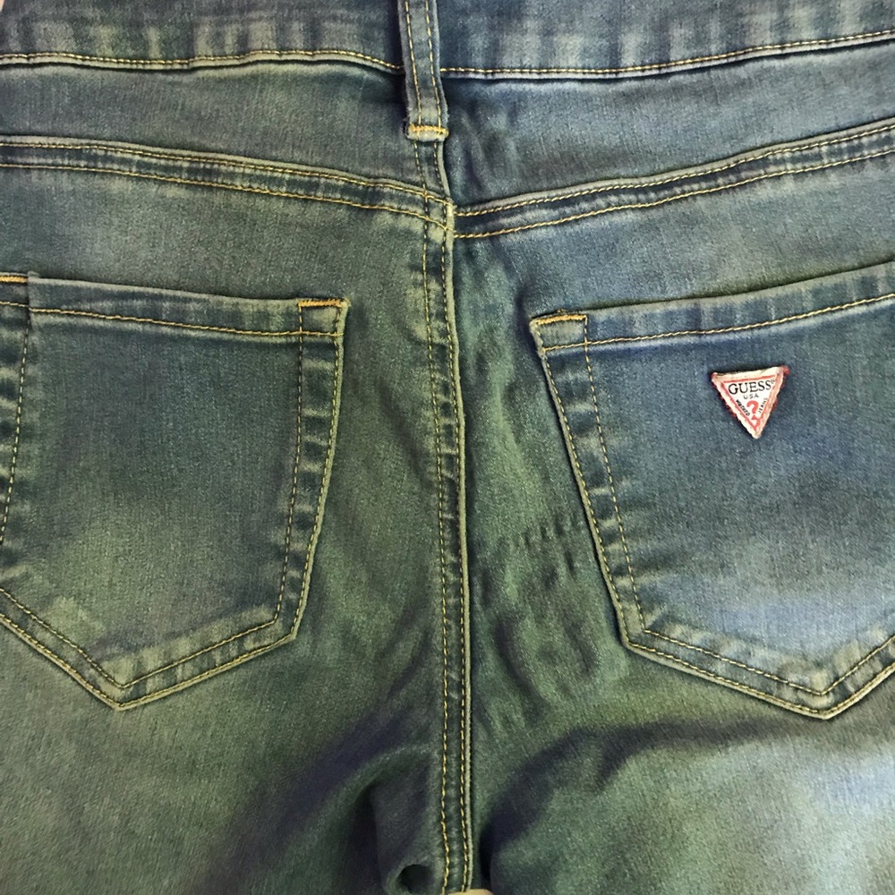Guess jeans size 24